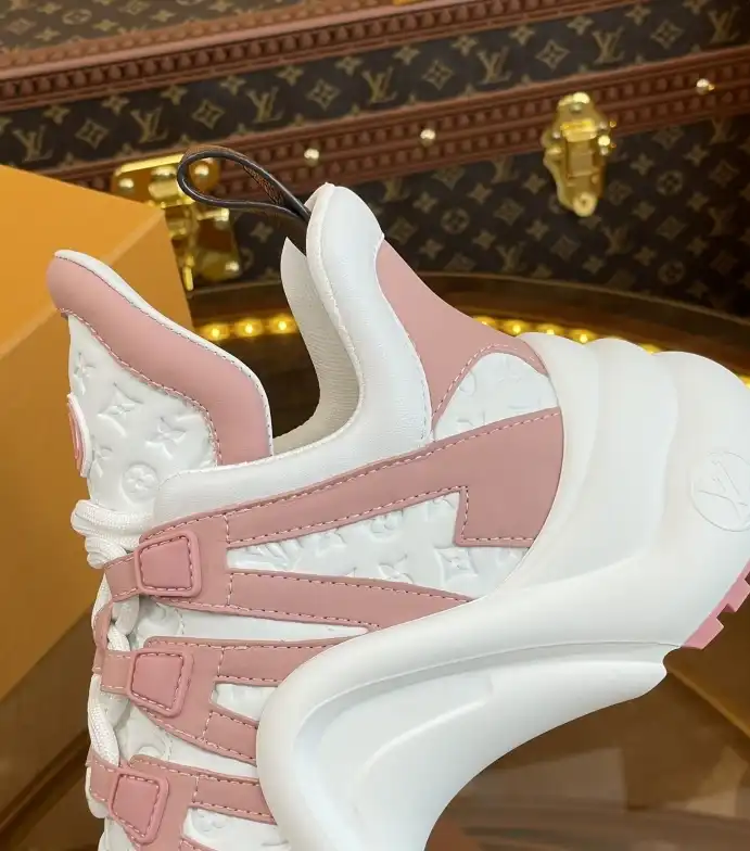 hype Louis Vuitton Sneakers