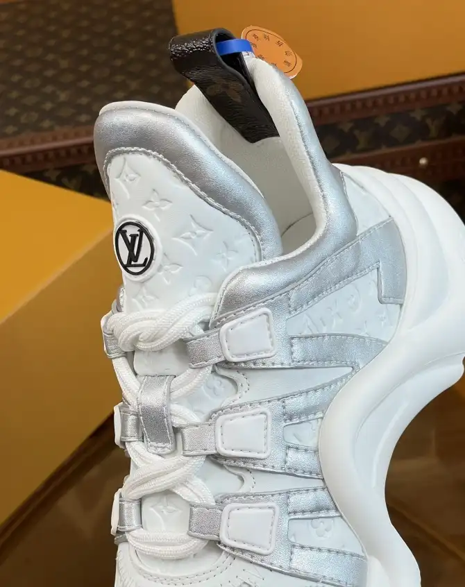 hype Louis Vuitton Sneakers