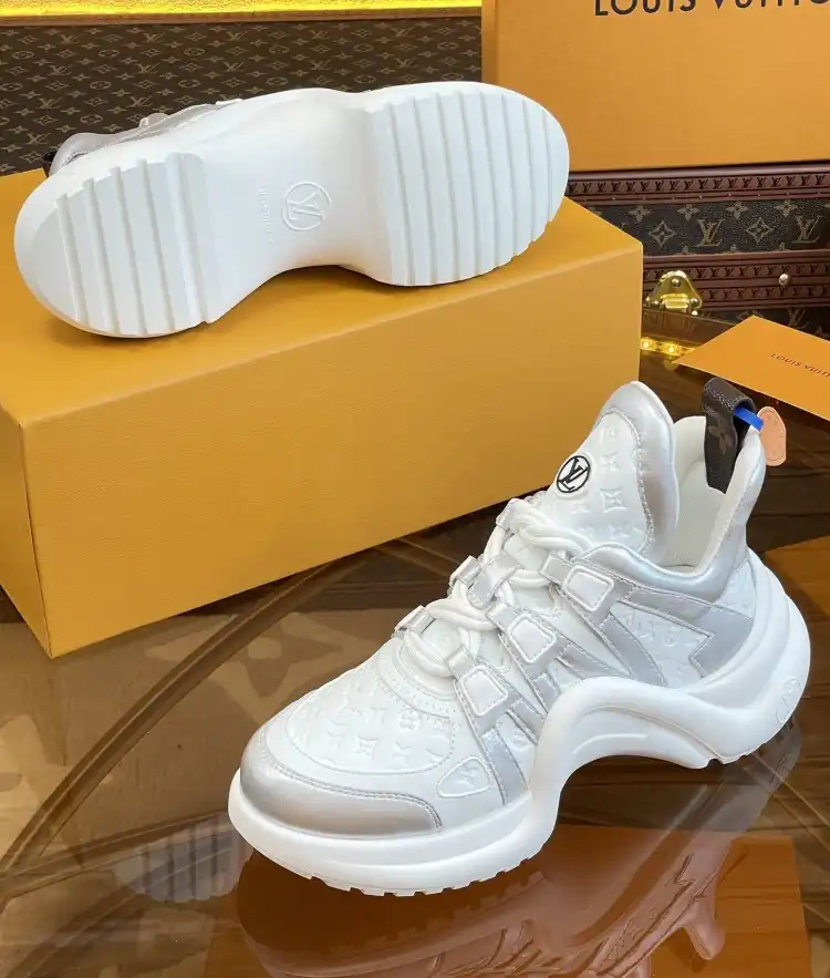 hype Louis Vuitton Sneakers