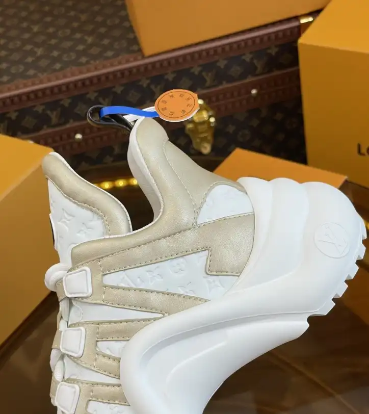 hype Louis Vuitton Sneakers