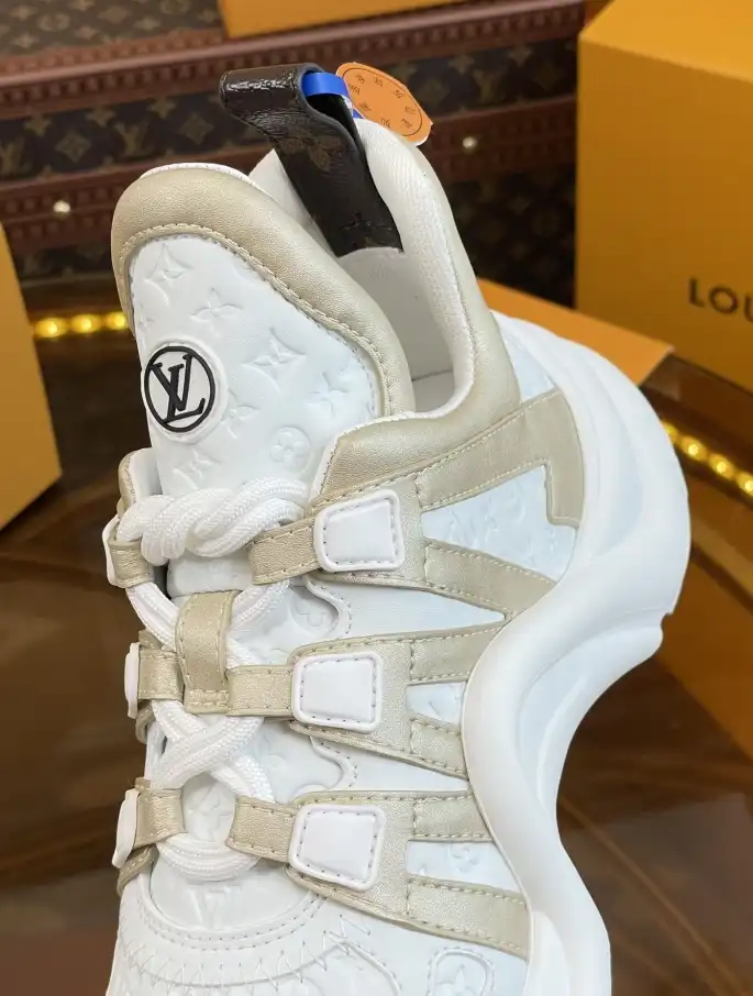 hype Louis Vuitton Sneakers