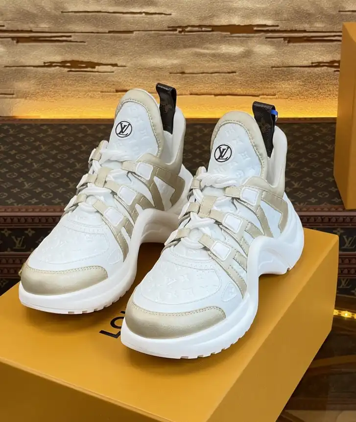 hype Louis Vuitton Sneakers