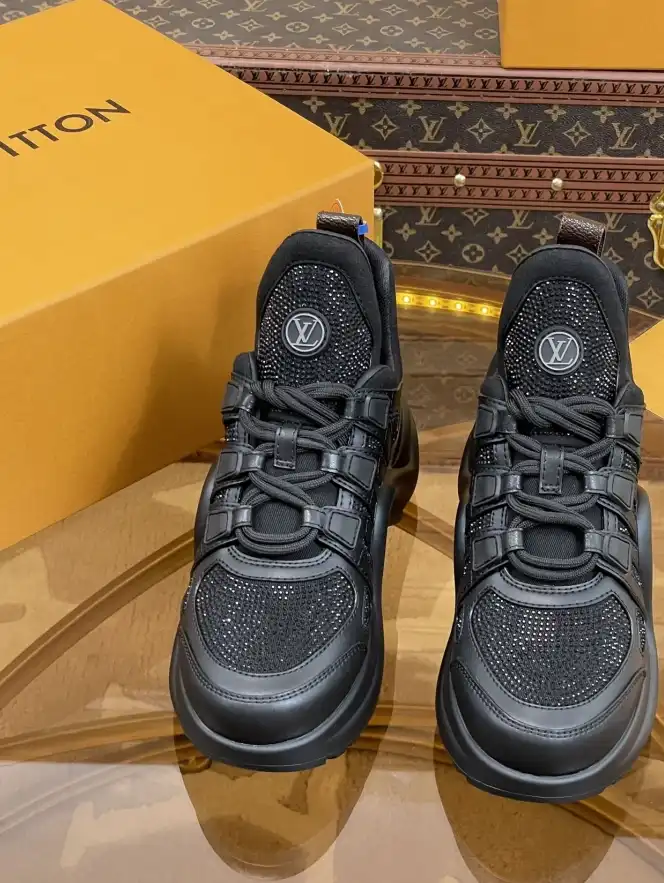 hype Louis Vuitton Sneakers