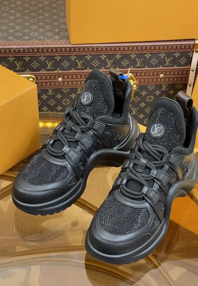 hype Louis Vuitton Sneakers