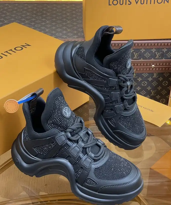 hype Louis Vuitton Sneakers