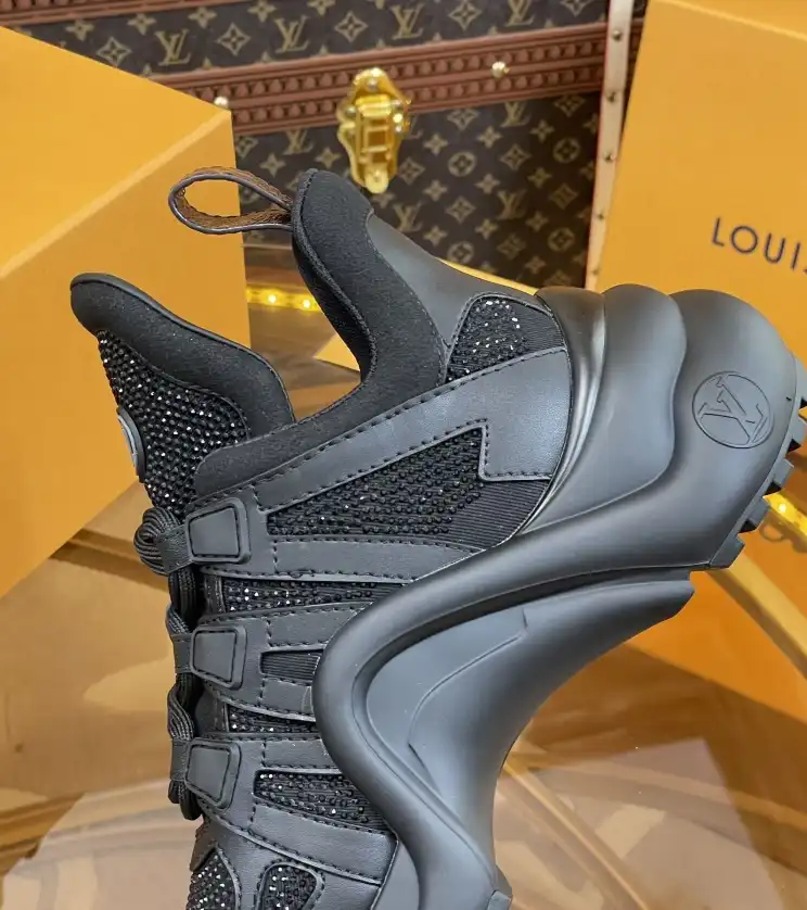 hype Louis Vuitton Sneakers