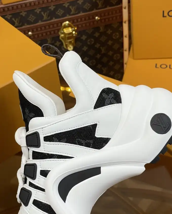 hype Louis Vuitton Sneakers