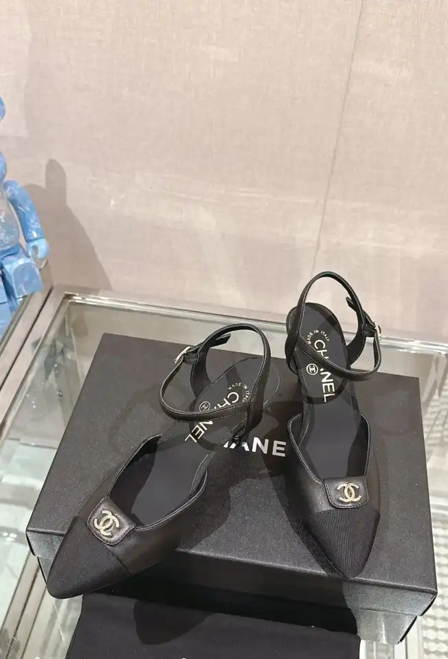 hype Chanel High Heels