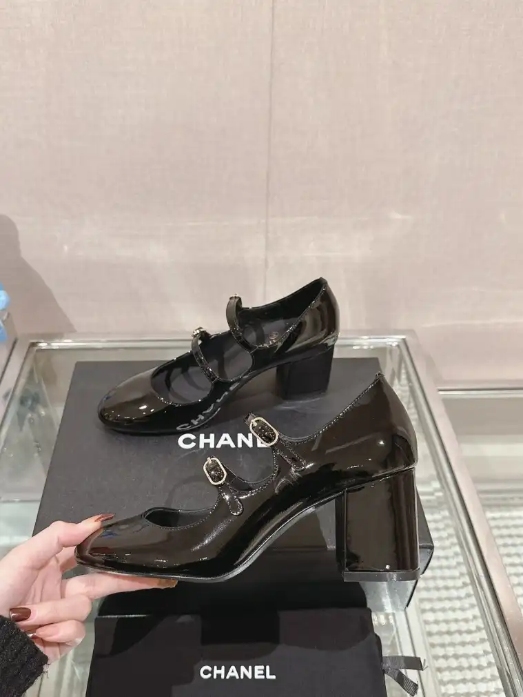 hype Chanel High Heels