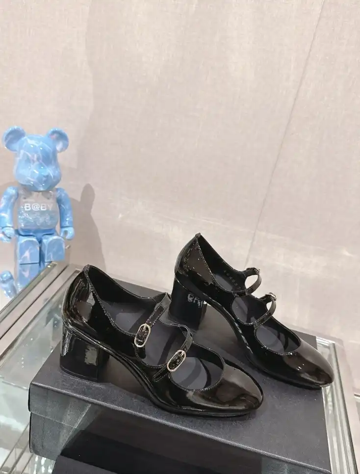 hype Chanel High Heels