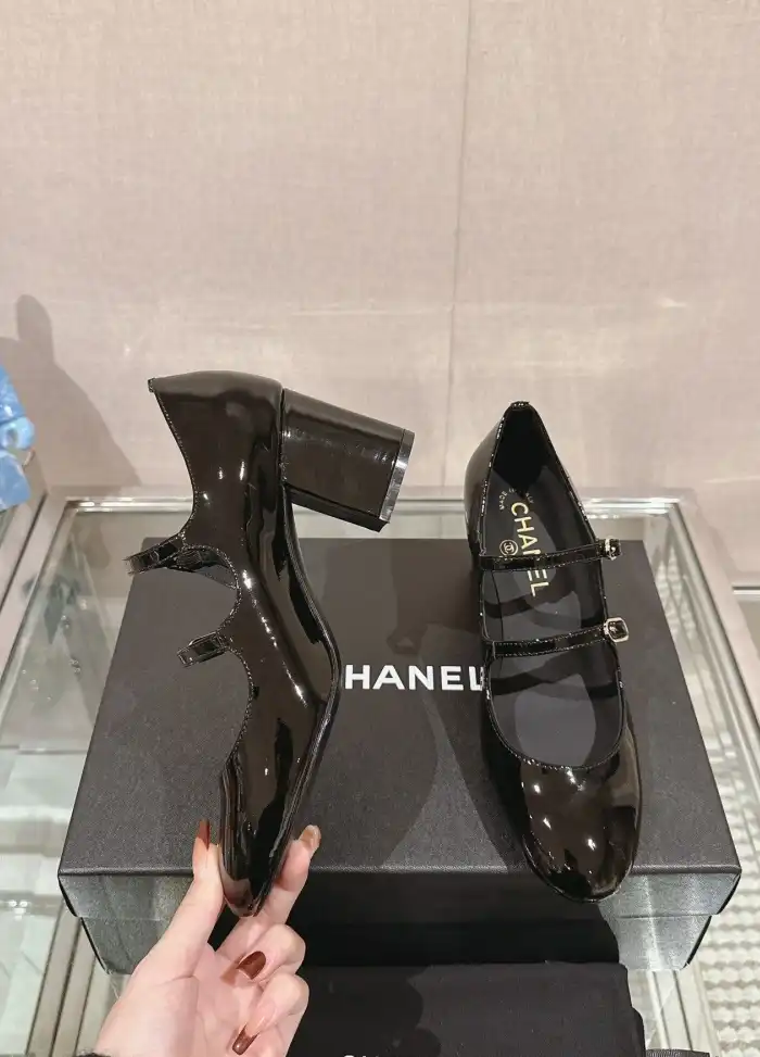 hype Chanel High Heels