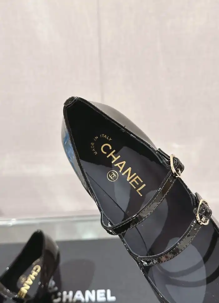 hype Chanel High Heels