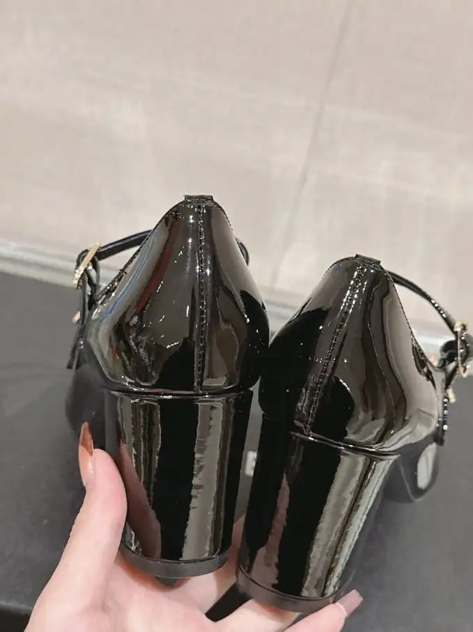 hype Chanel High Heels