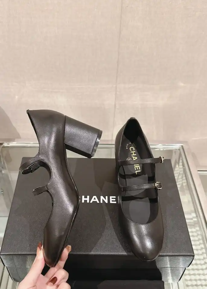 hype Chanel High Heels