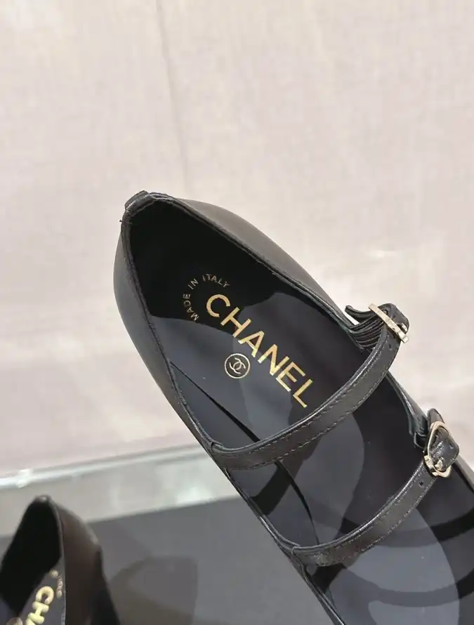 hype Chanel High Heels