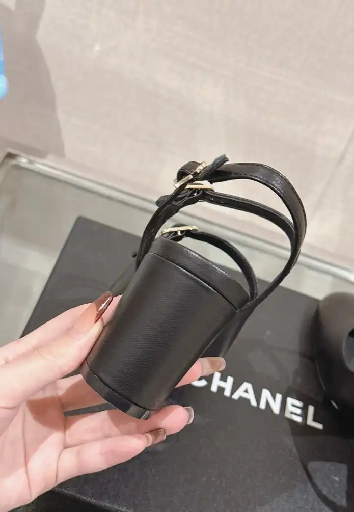 hype Chanel High Heels