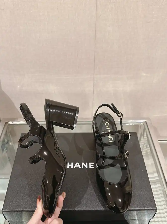 hype Chanel High Heels