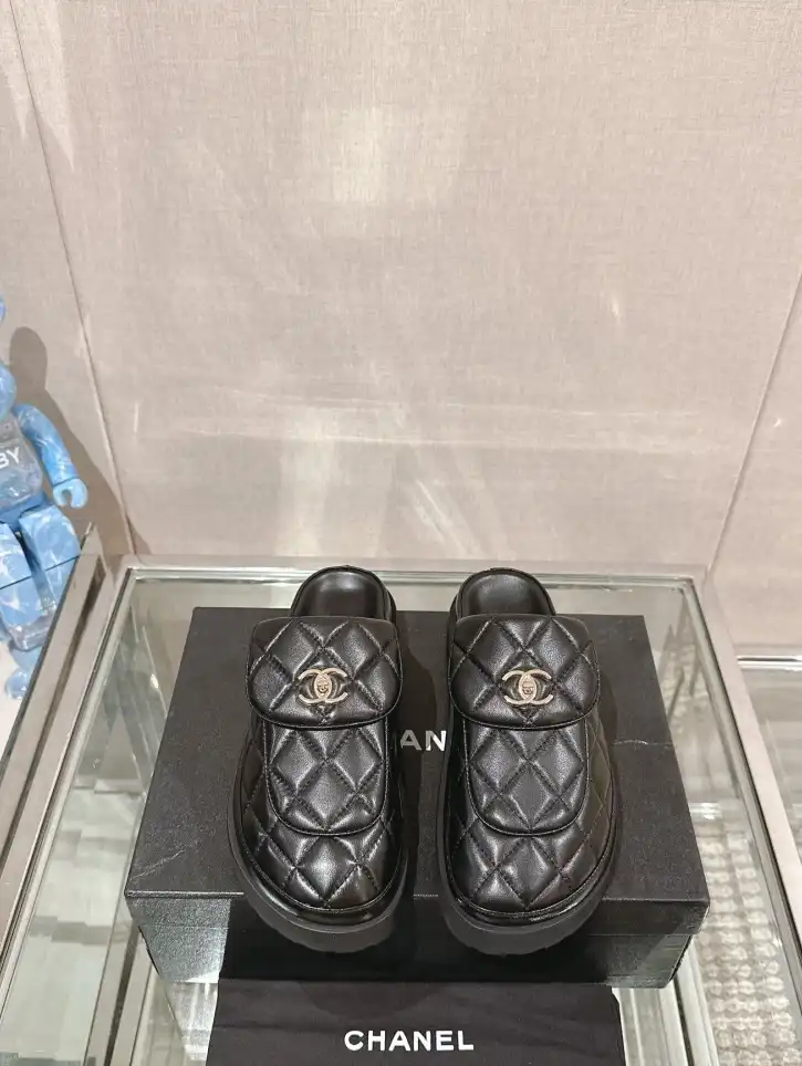 hype Chanel Slippers