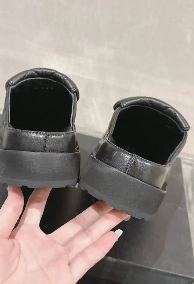 hype Chanel Slippers