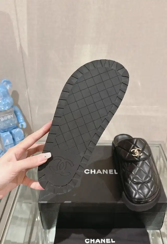 hype Chanel Slippers