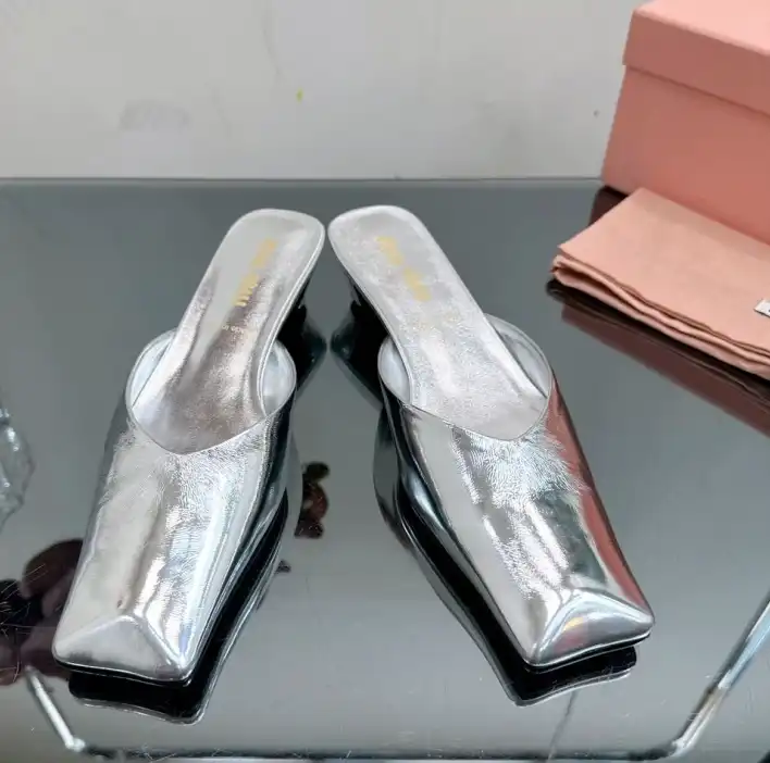 hype Miu Miu Slippers