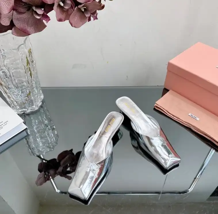 hype Miu Miu Slippers