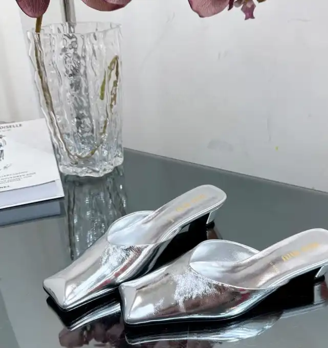 hype Miu Miu Slippers