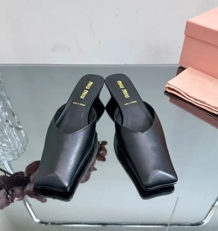 hype Miu Miu Slippers