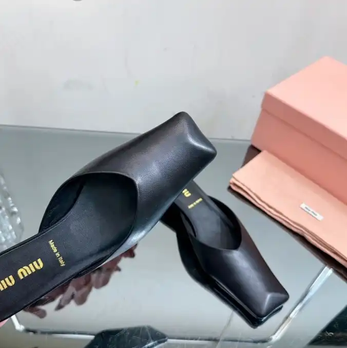 hype Miu Miu Slippers