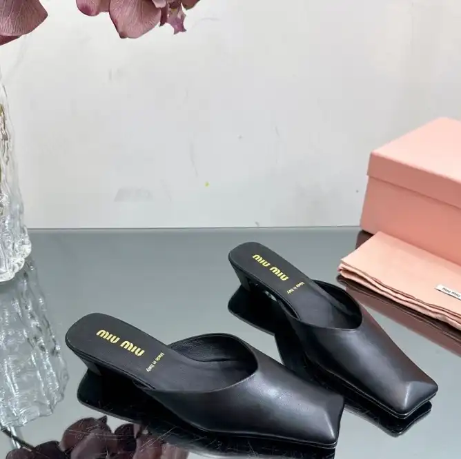 hype Miu Miu Slippers