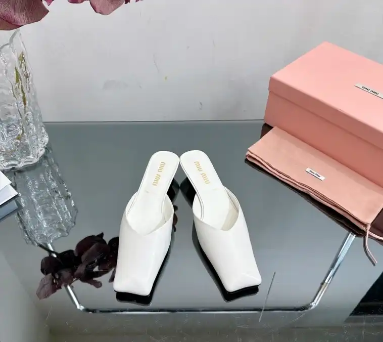 hype Miu Miu Slippers