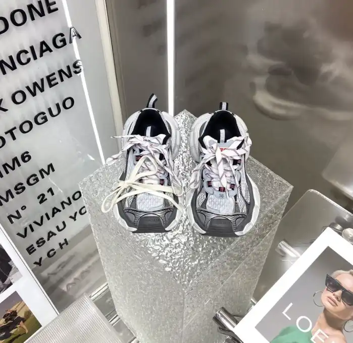 hype Balenciaga Sneakers