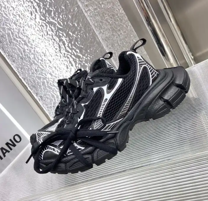 hype Balenciaga Sneakers