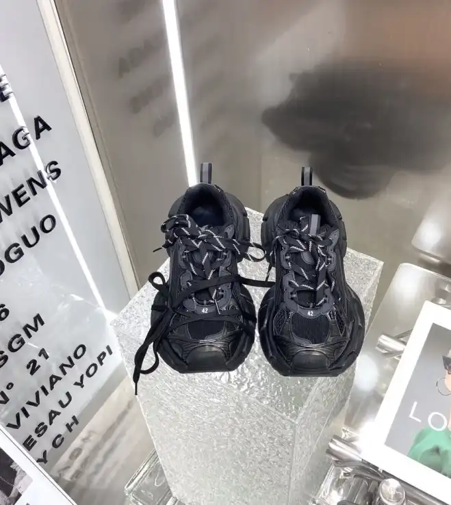 hype Balenciaga Sneakers