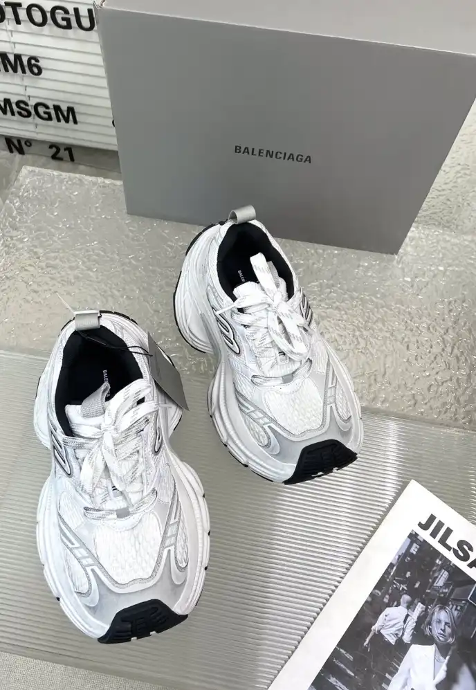 hype Balenciaga Sneakers