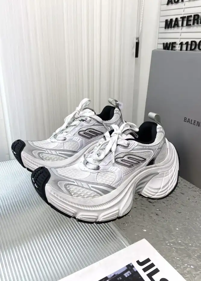 hype Balenciaga Sneakers