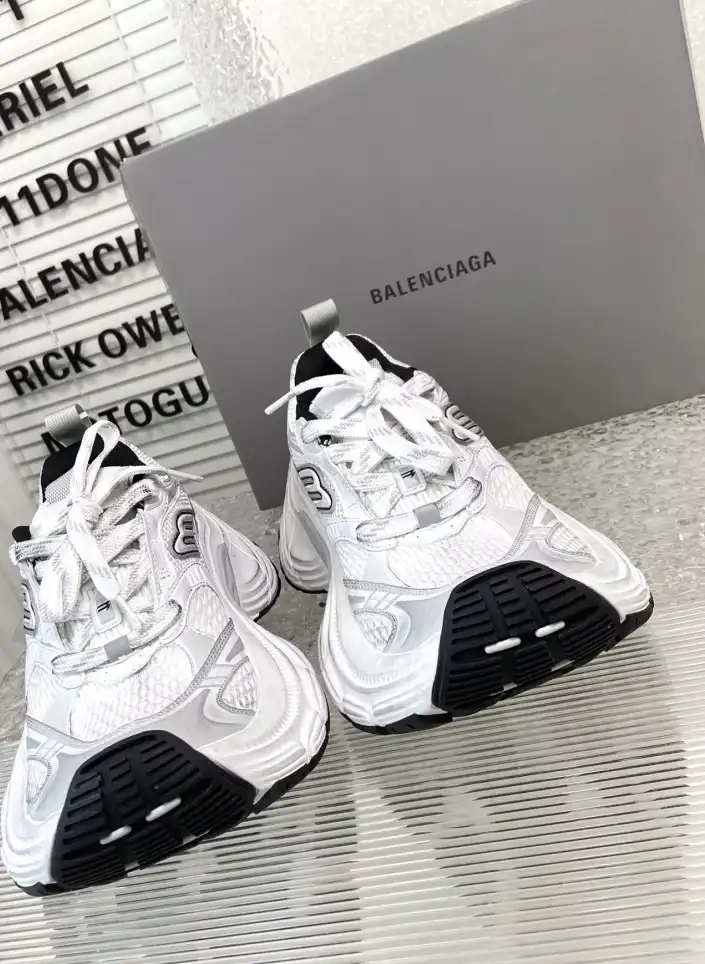 hype Balenciaga Sneakers