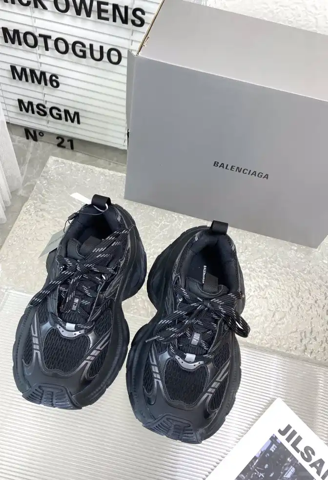 hype Balenciaga Sneakers