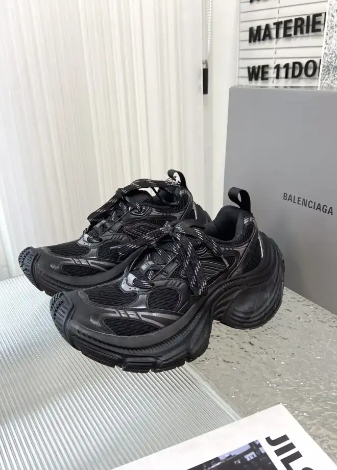 hype Balenciaga Sneakers