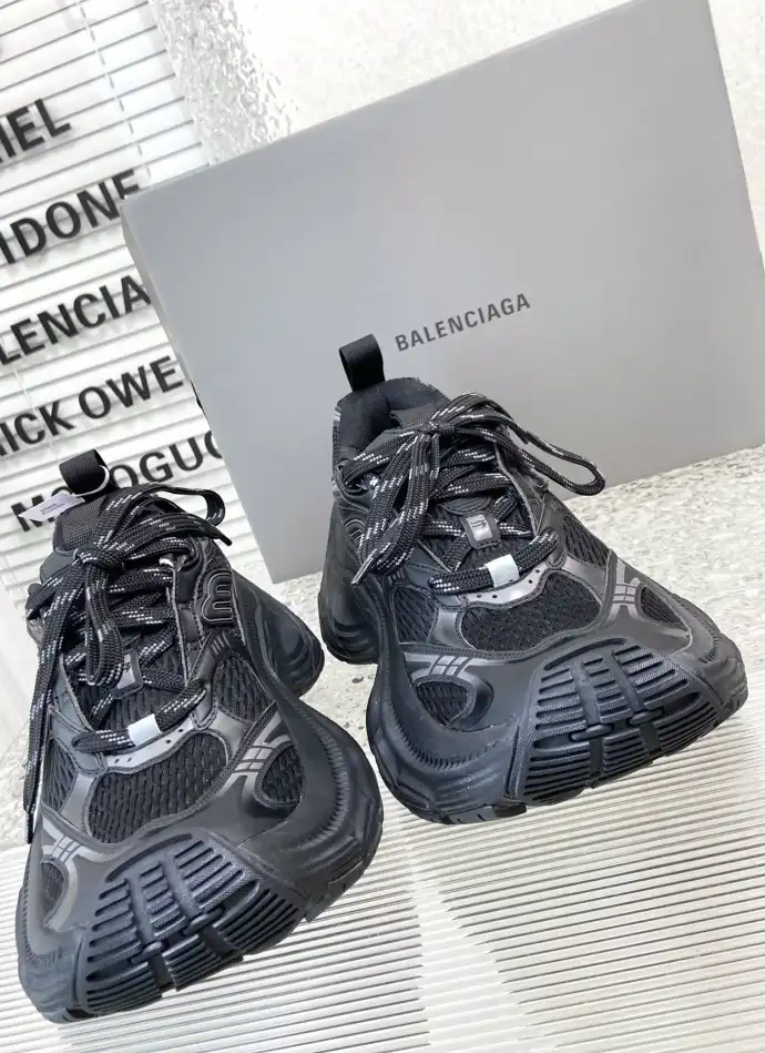 hype Balenciaga Sneakers