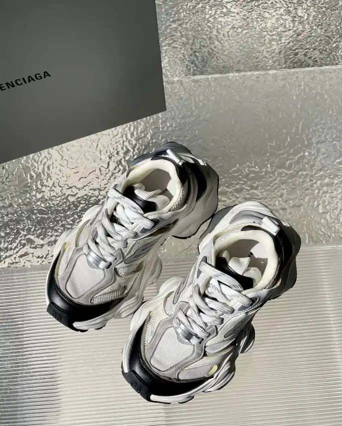 hype Balenciaga Sneakers