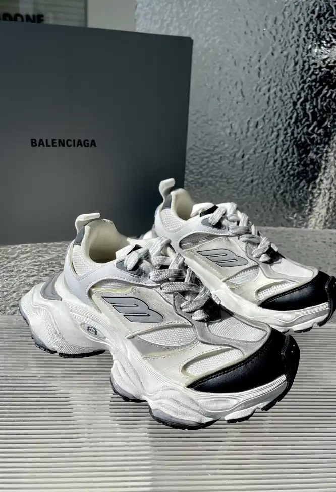 hype Balenciaga Sneakers