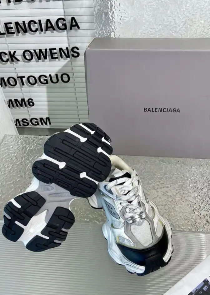 hype Balenciaga Sneakers