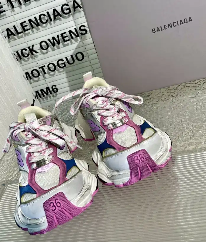 hype Balenciaga Sneakers