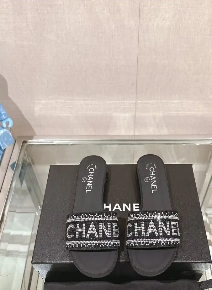 hype Chanel Slippers