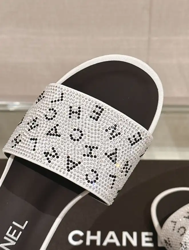 hype Chanel Slippers