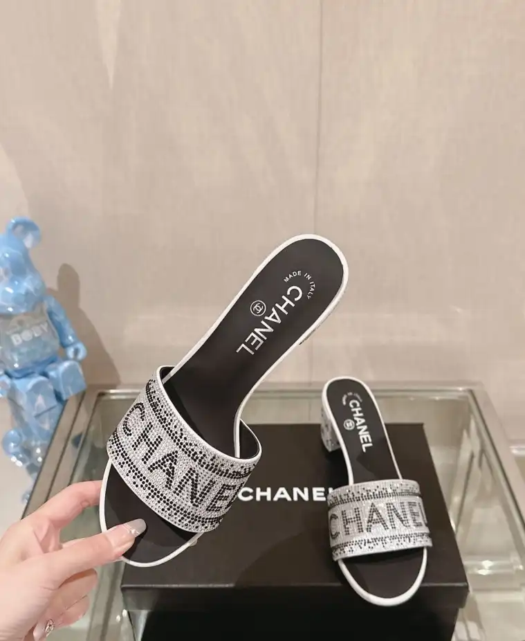 hype Chanel High Heels