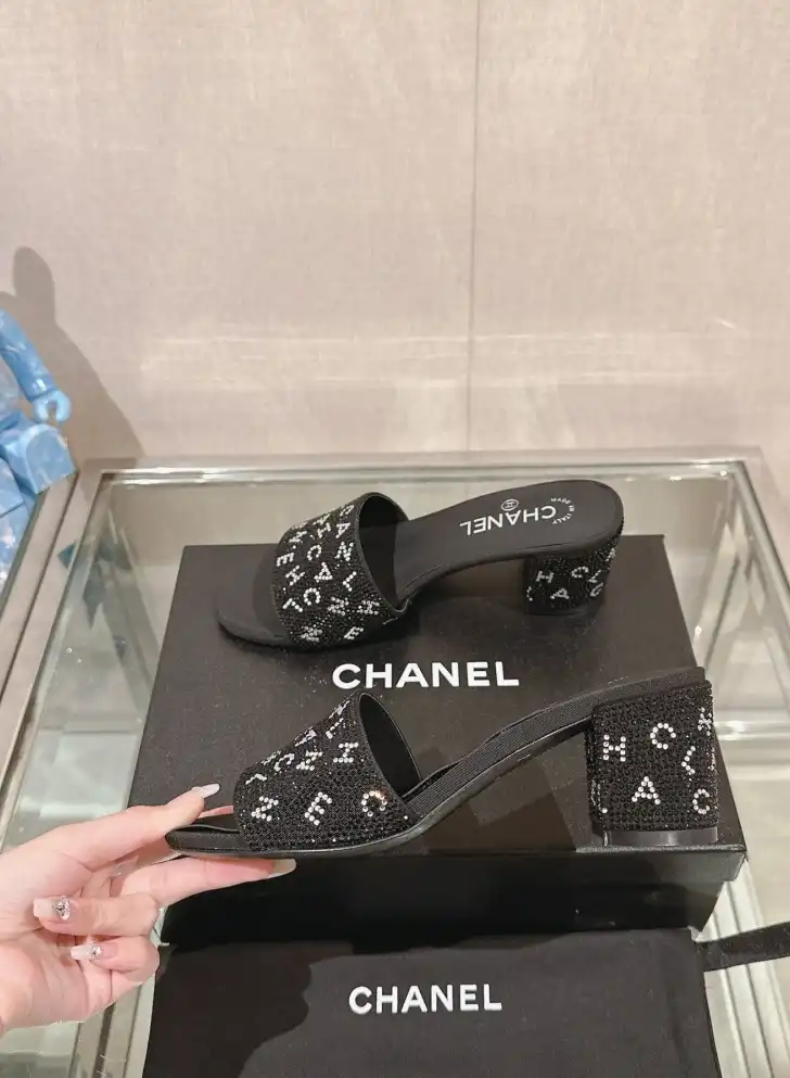 hype Chanel High Heels