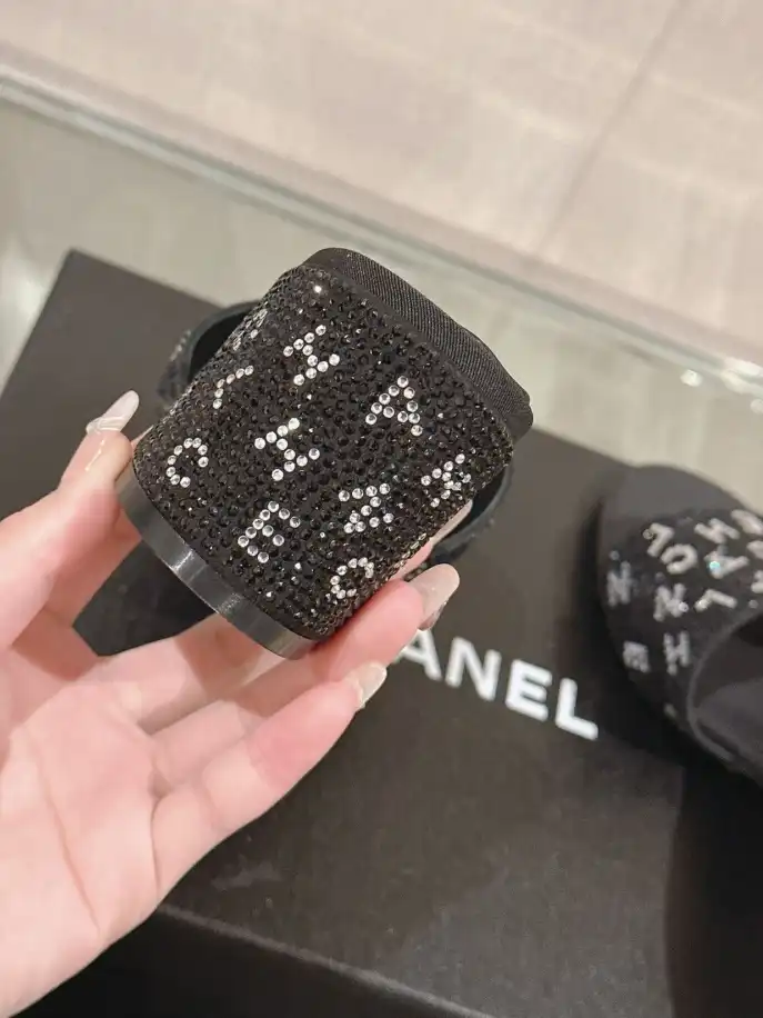 hype Chanel High Heels