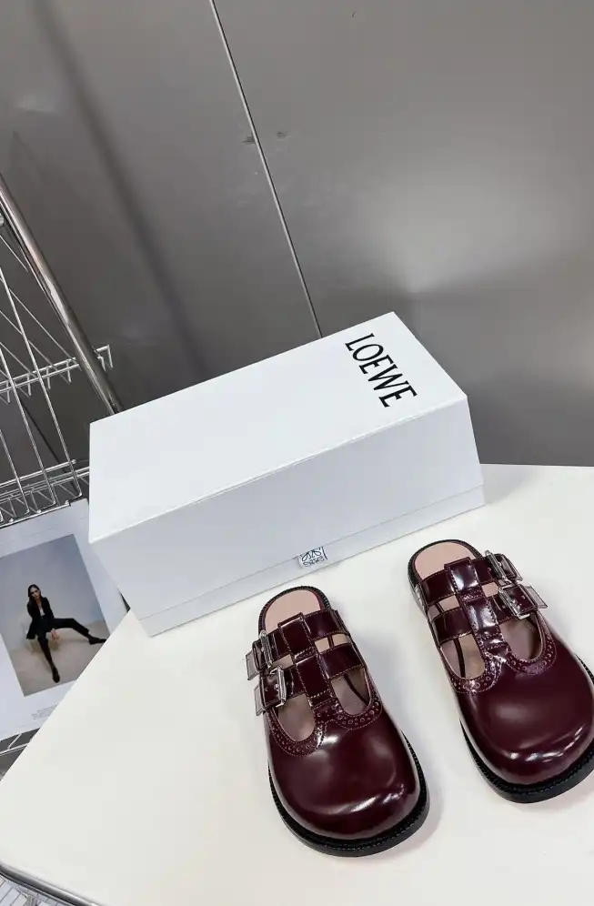 hype Loewe Slippers